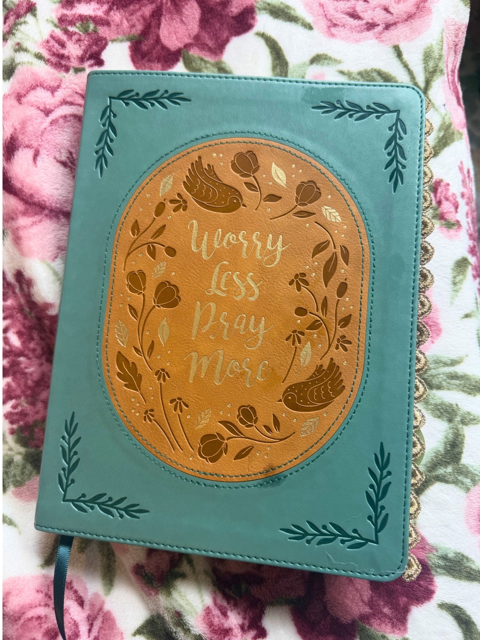 Decorated PRAYER Bible:Devotional Bible for Women Pray More, Worry Less